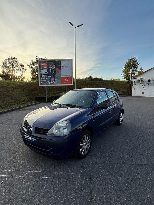 Blau Gebraucht 2005 Renault Clio II Authentique Limousine | 2.000 € (Fairer Preis) - Bild 1/4
