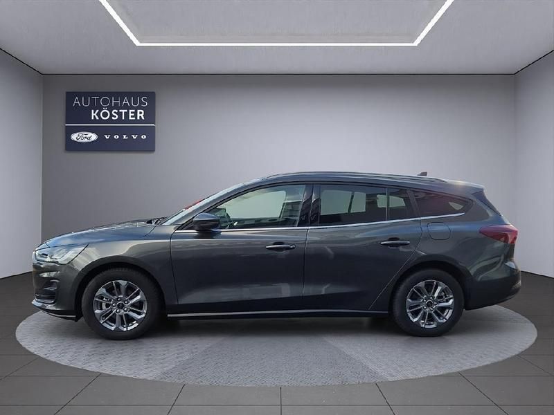 Gebraucht Ford Focus Titanium 125 PS (91 kW) 2022 Grau Kombi