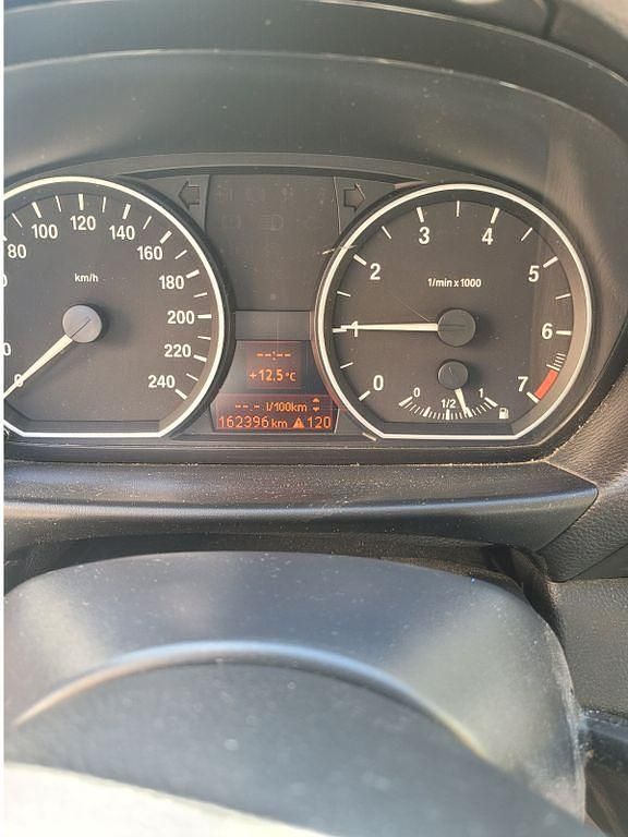 Brugt BMW 116 122 HK (89 kW) 2010 Sort Hatchback