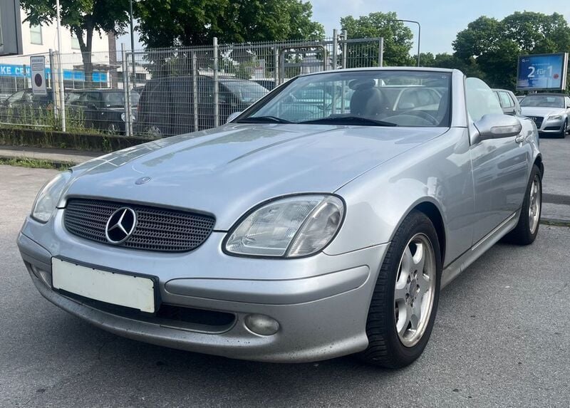 Brillantsilber metalliclack Gebraucht 2000 Mercedes SLK200 Cabrio | 3.700 € (Superpreis) - Bild 1/4