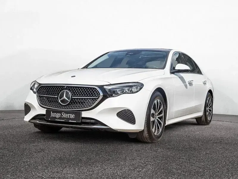 Gebraucht Mercedes E220 Avantgarde 197 PS (144 kW) 2025 Weiss unilack polarweiss Limousine