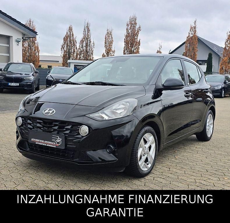 Schwarz Gebraucht 2020 Hyundai i10 Kleinwagen | 10.900 € (Fairer Preis) - Bild 1/4