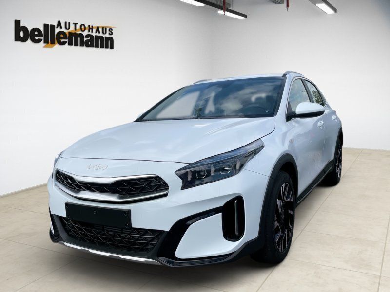 Gebraucht Kia XCeed Vision 101 PS (74 kW) 2022 Weiß SUV
