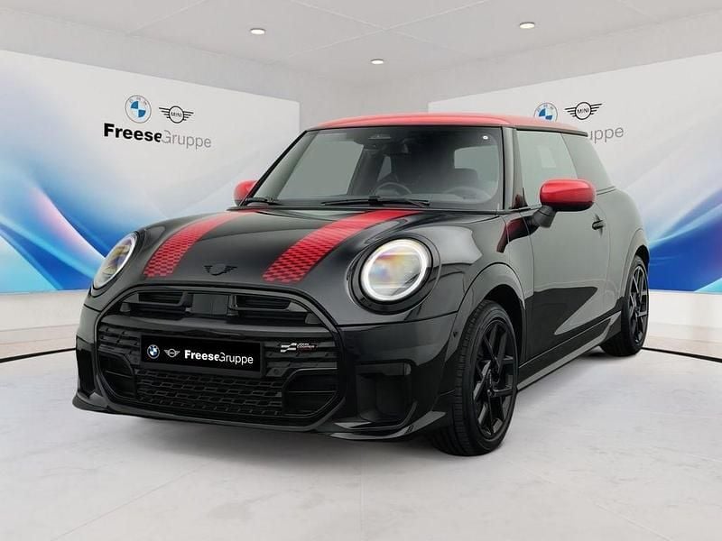 Gebraucht Mini John Cooper Works 204 PS (150 kW) 2024 Schwarz Kleinwagen
