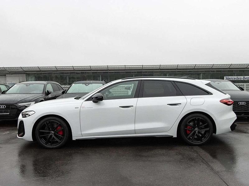 Gebraucht Audi A5 Ambiente 367 PS (269 kW) 2025 Gletscherweiß metallic Coupé