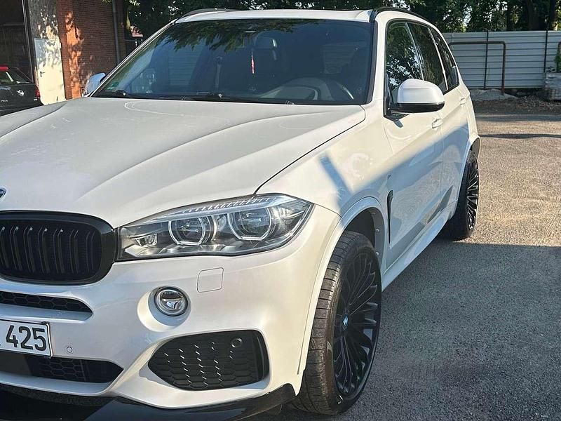 Weiß Gebraucht 2017 BMW X5 SUV | 29.200 € (Guter Preis) - Bild 1/4