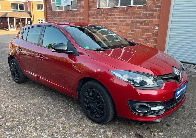 Gebraucht Renault Mégane LIMITED 116 PS (85 kW) 2015 Rot Limousine