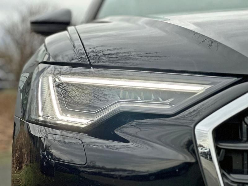 Second-hand Audi A6 Ambiente 265 CP (194 kW) 2025 Negru Break