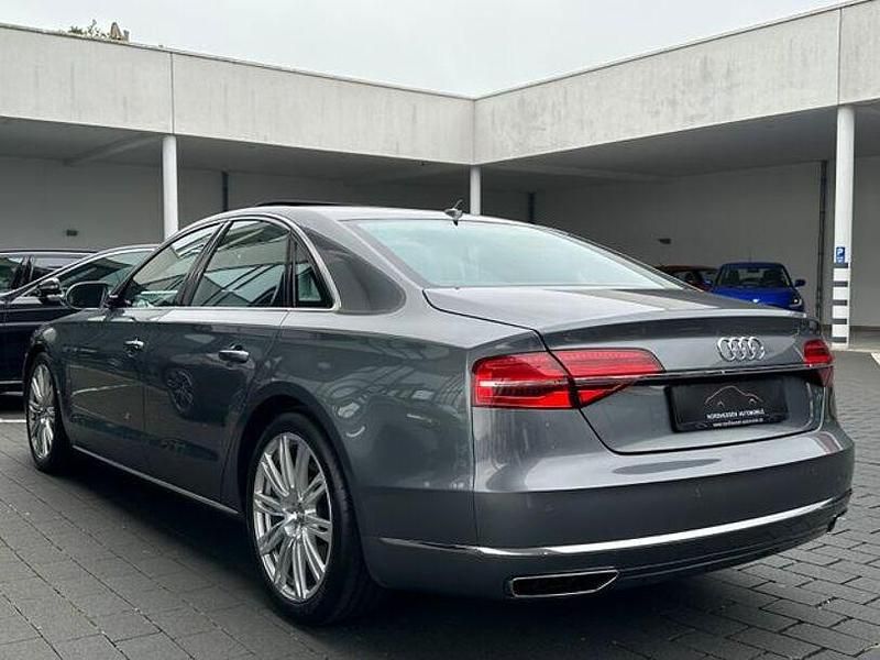 Gebraucht Audi A8 Ambiente 258 PS (189 kW) 2014 Grau Limousine