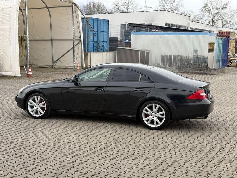 Gebraucht Mercedes CLS320 224 PS (164 kW) 2007 Schwarz Limousine