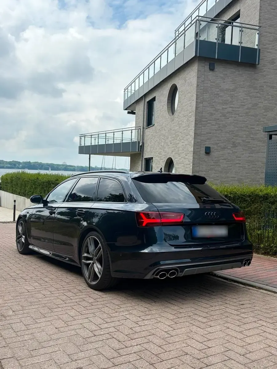 Gebraucht Audi A6 Exclusive 320 PS (235 kW) 2018 Blau Kombi