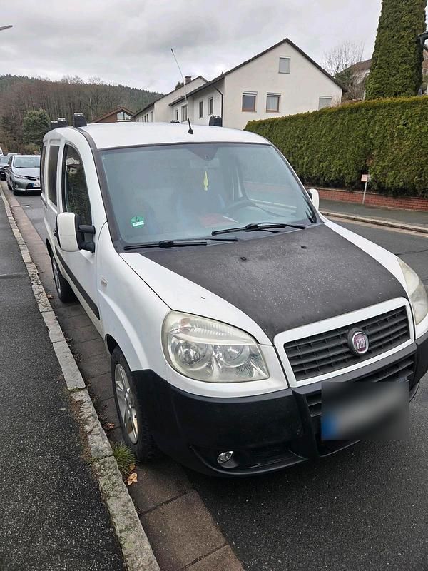 Gebraucht Fiat Doblò 105 PS (77 kW) 2010 Van / Kleinbus