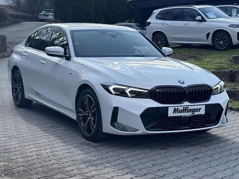 Neu BMW 330e Performance 184 PS (135 kW) 2026 Alpinweiss Limousine