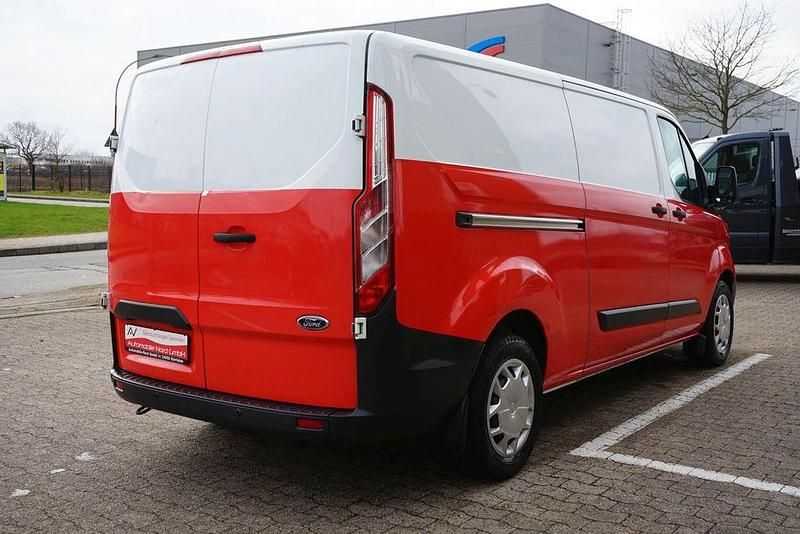 Gebraucht Ford Transit Custom 170 PS (125 kW) 2017 Weiß Van / Kleinbus