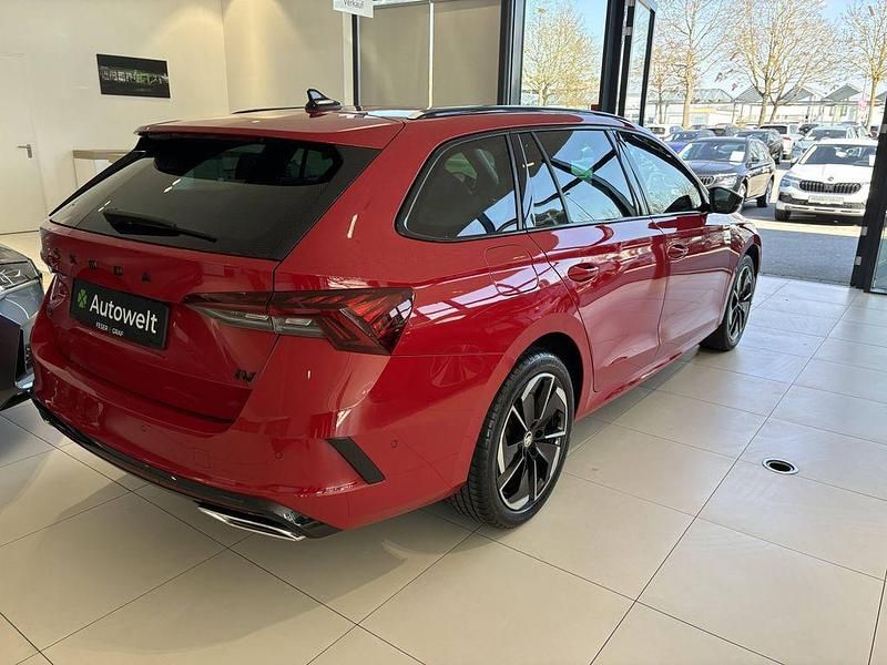 Gebraucht Skoda Octavia RS 245 PS (180 kW) 2021 Velvetrot premium metallic Kombi