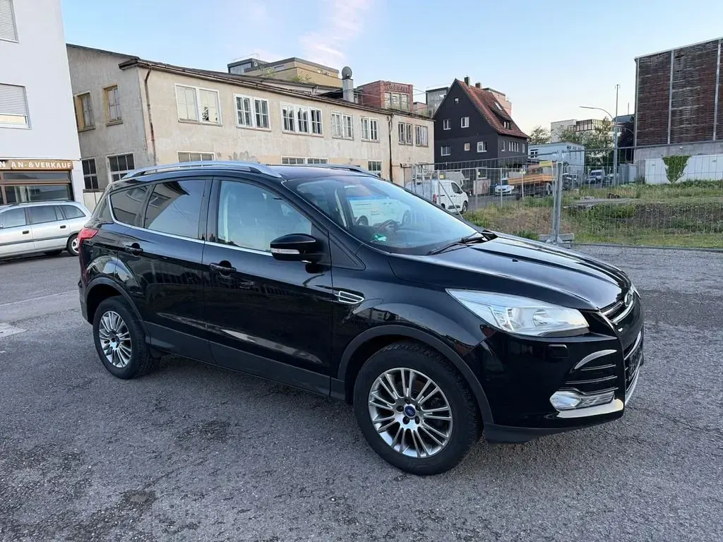 Gebraucht Ford Kuga Titanium 150 PS (110 kW) 2014 Schwarz SUV