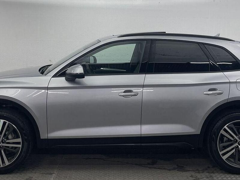 Gebraucht Audi Q5 Ambiente 147 PS (108 kW) 2023 Silber SUV