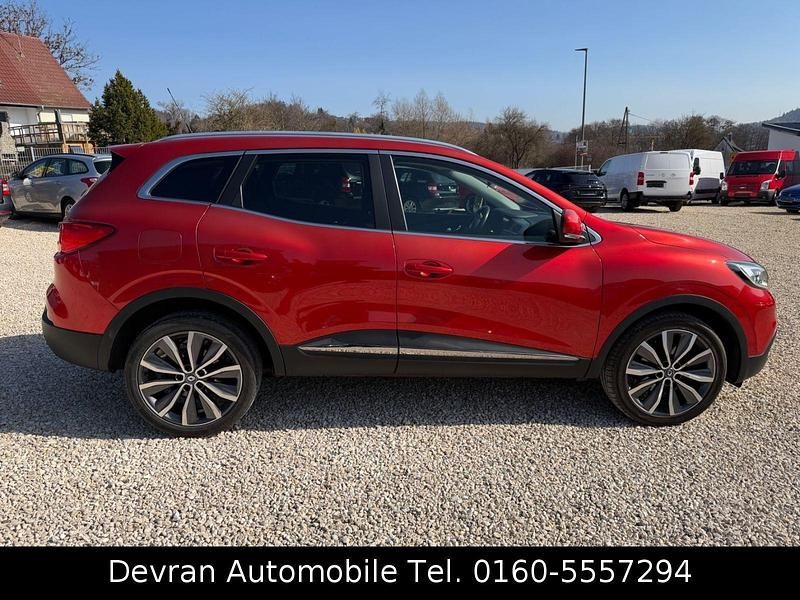 Gebraucht Renault Kadjar Experience 131 PS (96 kW) 2015 Rot SUV