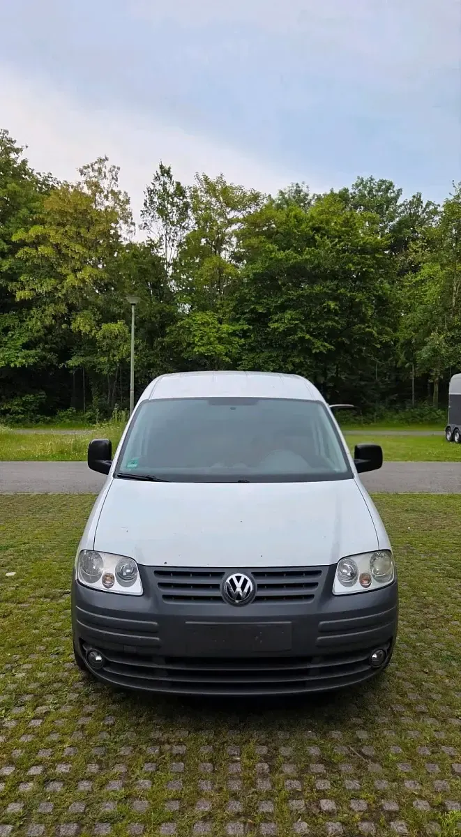 Gebraucht VW Caddy 102 PS (75 kW) 2010 Weiß Van / Kleinbus
