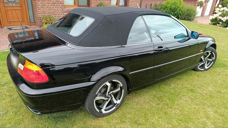 Gebraucht BMW 320 Cabriolet 170 PS (125 kW) 2000 Schwarz Cabrio