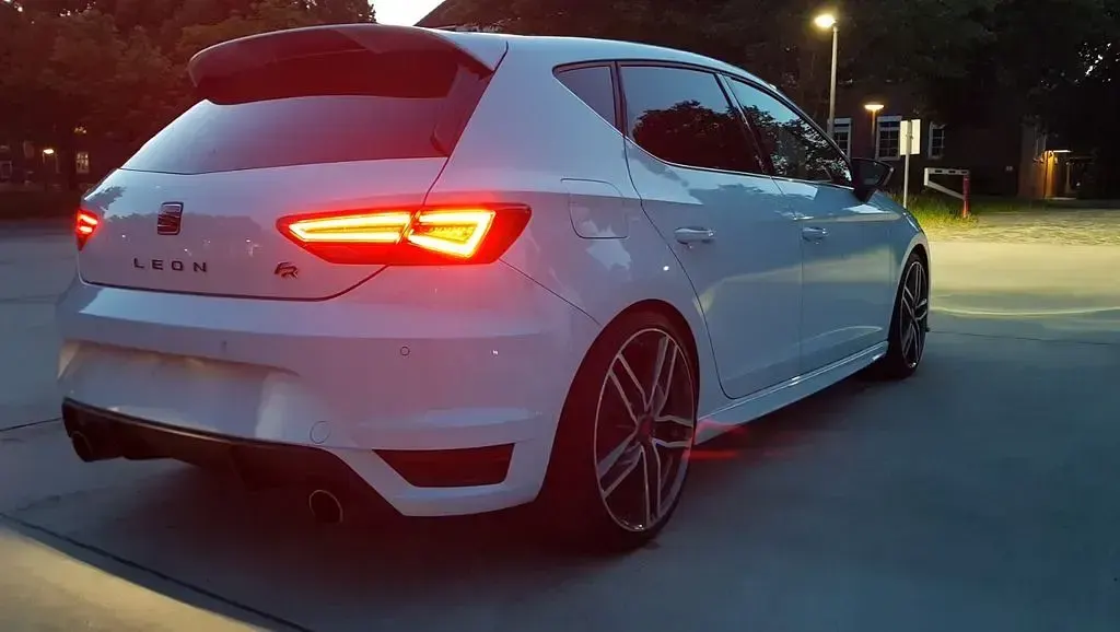 Gebraucht Cupra Leon 245 PS (180 kW) 2017 Weiß Limousine