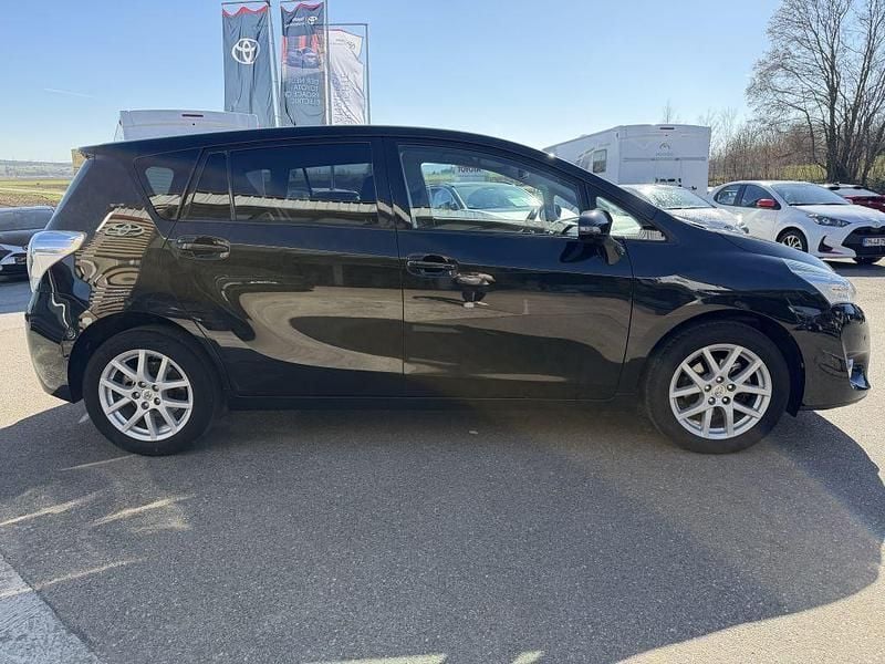 Gebraucht Toyota Verso Edition-S 147 PS (108 kW) 2018 Schwarz Van / Kleinbus