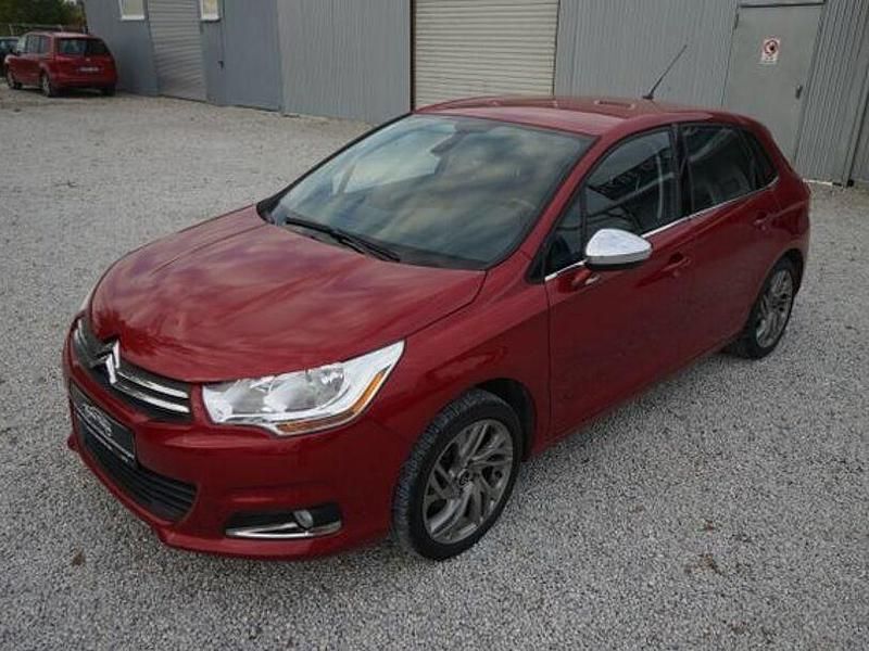 Gebraucht Citroën C4 120 PS (88 kW) 2013 Farbe rot babylone Limousine