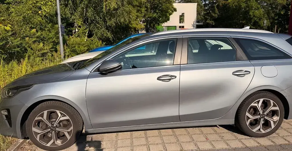 Gebraucht Kia Ceed Sportswagon 116 PS (85 kW) 2019 Grau Kombi