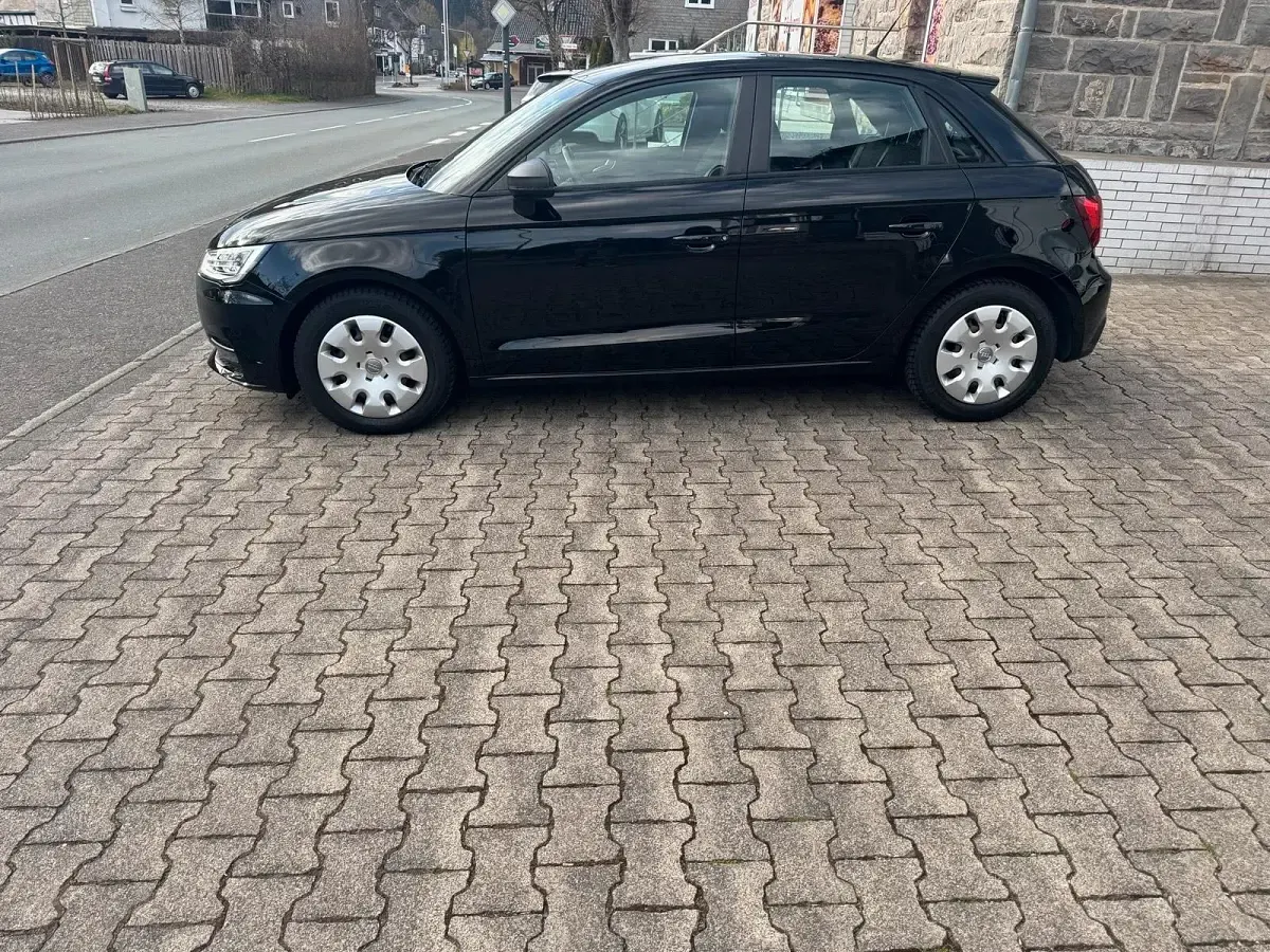 Gebraucht Audi A1 S-Line 82 PS (60 kW) 2018 Schwarz Kleinwagen