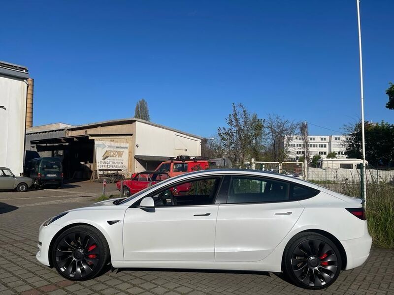 Verkauft Tesla Model 3 Perfomance Face., gebraucht 2022, 15.500 km in Pankow Weissensee