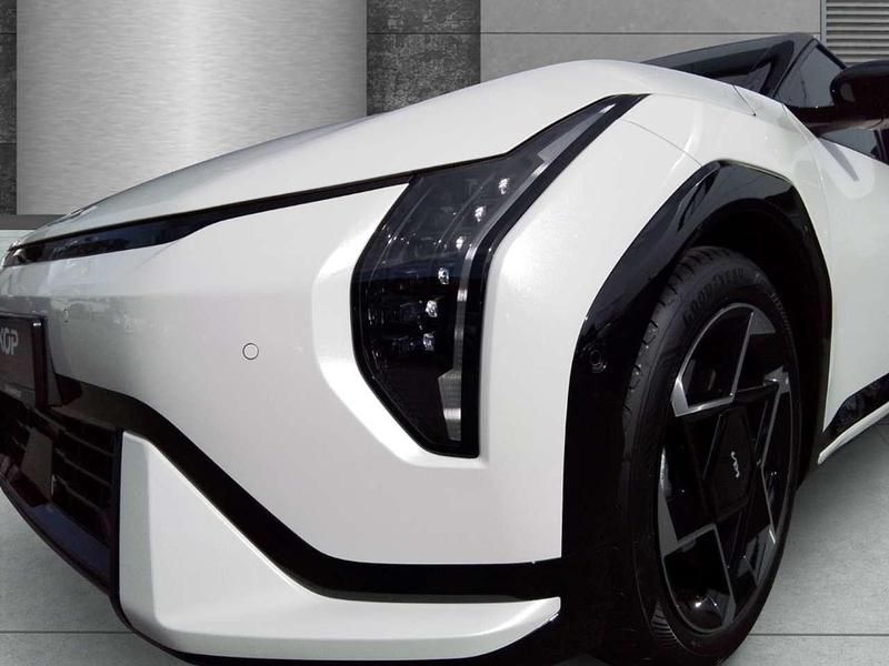Neu Kia EV4 GT-Line 150 kW (204 PS) 2025 Weiß Limousine