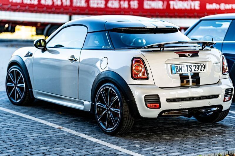 Second-hand Mini John Cooper Works 211 CP (155 kW) 2012 Alb Hatchback