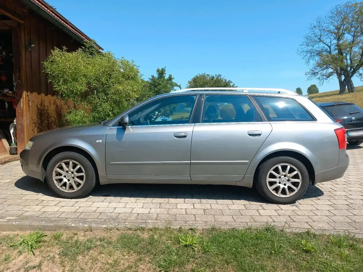 Gebraucht Audi A4 116 PS (85 kW) 2004 Grau Kombi