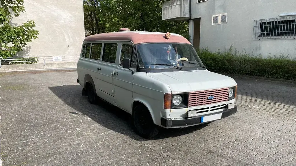 Gebraucht Ford Transit 77 PS (56 kW) 1980 Grau Van / Kleinbus