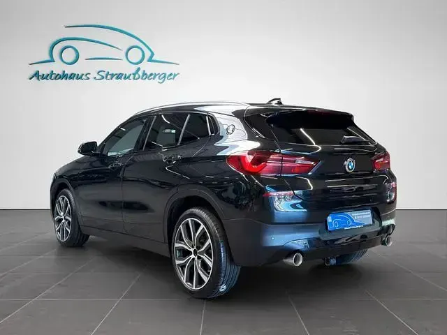 Gebraucht BMW X2 Performance 190 PS (139 kW) 2023 Schwarzkeine angabe SUV
