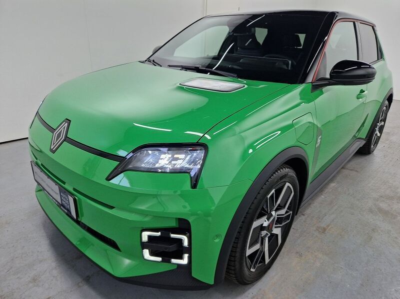 Pop green Neu 2025 Renault R5 Urban Kleinwagen | 29.490 € (Etwas zu teuer) - Bild 1/4