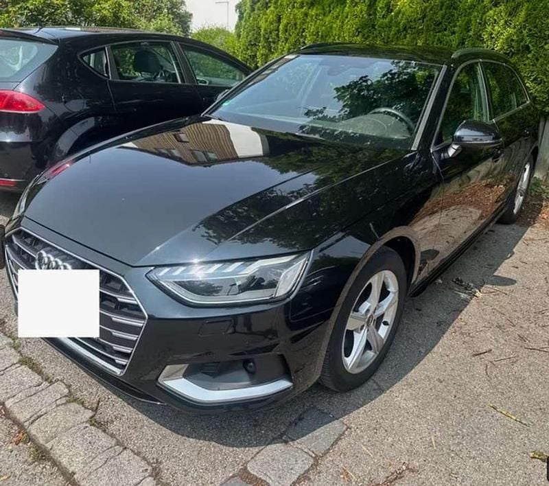 Schwarz Gebraucht 2021 Audi A4 Advanced Kombi | 23.200 € (Guter Preis) - Bild 1/4