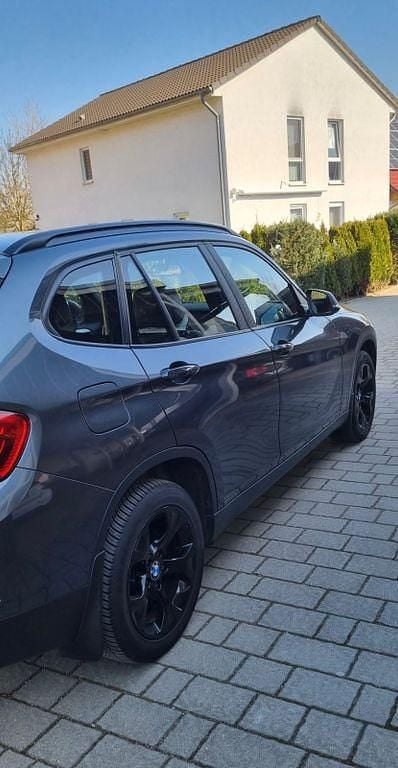 Gebraucht BMW X1 143 PS (105 kW) 2013 Grau SUV