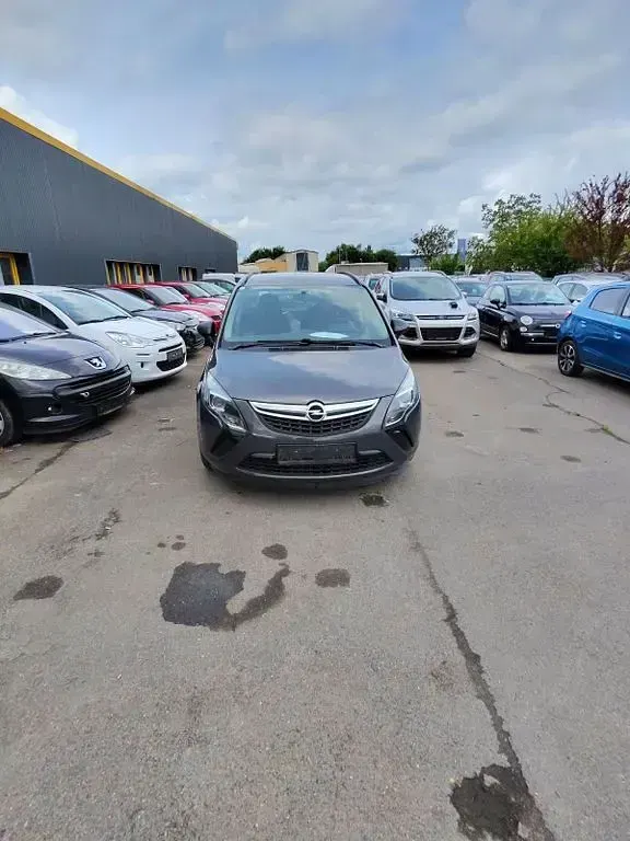 Gebraucht Opel Zafira Tourer Edition 140 PS (102 kW) 2012 Grau Van / Kleinbus