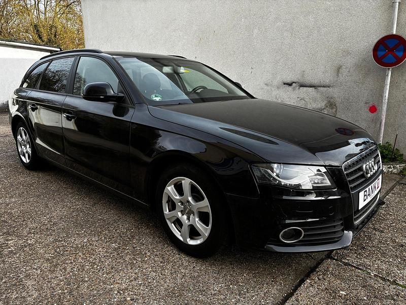 Gebraucht Audi A4 160 PS (117 kW) 2008 Schwarz Kombi