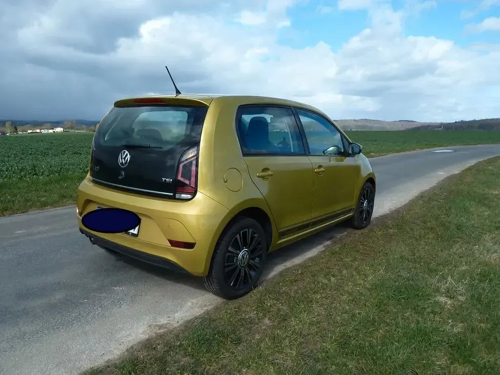 Occasion VW up! high up! 90 ch (66 kW) 2017 Jaune Citadine