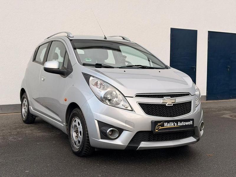 Gebraucht Chevrolet Spark LT 82 PS (60 kW) 2011 Silber Kleinwagen