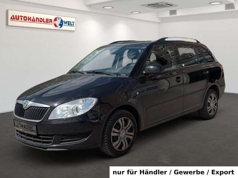 Schwarzmagic perleffekt Gebraucht 2012 Skoda Fabia Kombi | 1.199 € (Superpreis) - Bild 1/3