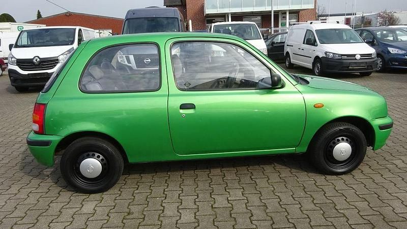 Gebraucht Nissan Micra 54 PS (39 kW) 1998 Gruen (metallic) Kleinwagen