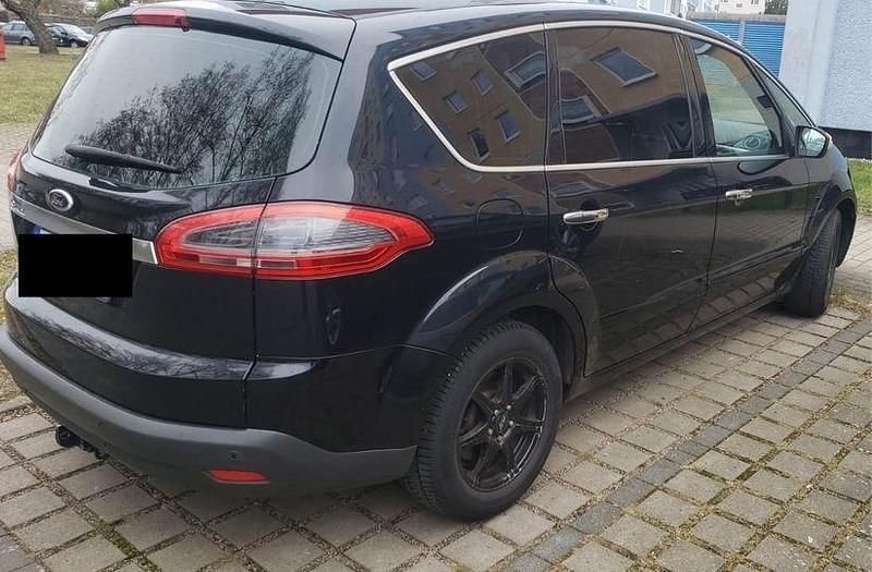 Gebraucht Ford S-MAX S 140 PS (102 kW) 2011 Schwarz Van / Kleinbus
