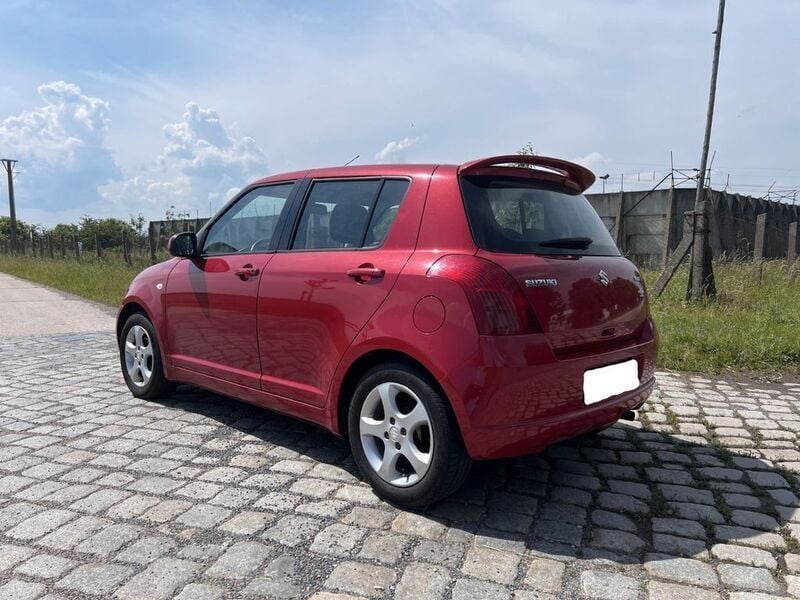 Gebraucht Suzuki Swift 92 PS (67 kW) 2007 Rot Kleinwagen