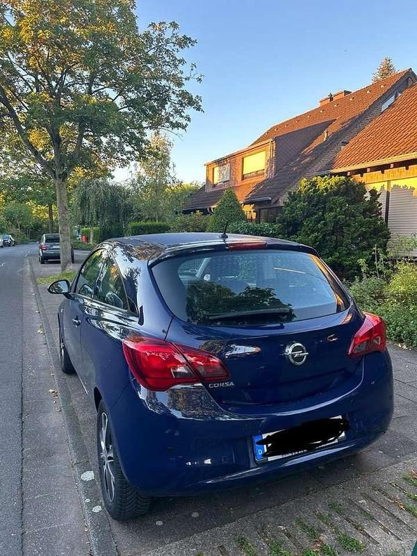 Gebraucht Opel Corsa Color Edition 69 PS (50 kW) 2018 Violet Limousine
