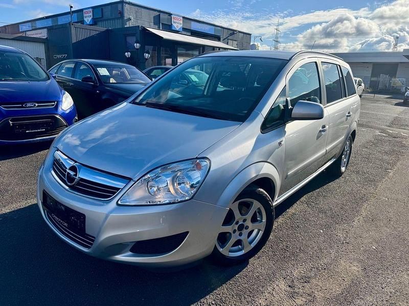 Silber Gebraucht 2009 Opel Zafira Edition Van / Kleinbus | 1.990 € (Fairer Preis) - Bild 1/4