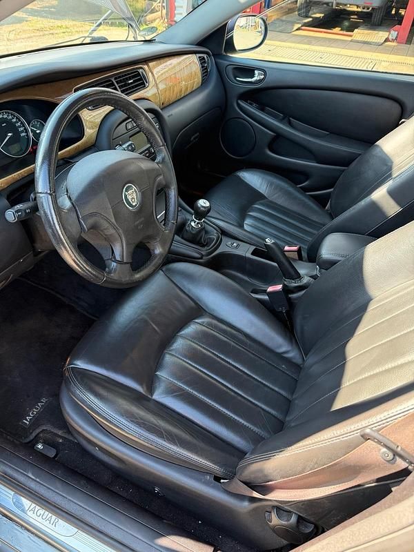 Gebraucht Jaguar X-type 500 PS (367 kW) 2002 Grau Limousine