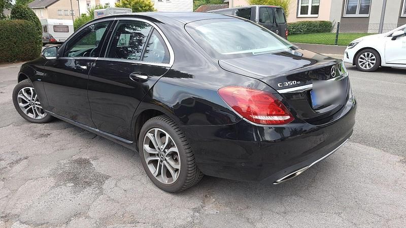 Gebraucht Mercedes C350e 272 PS (200 kW) 2017 Schwarz Limousine